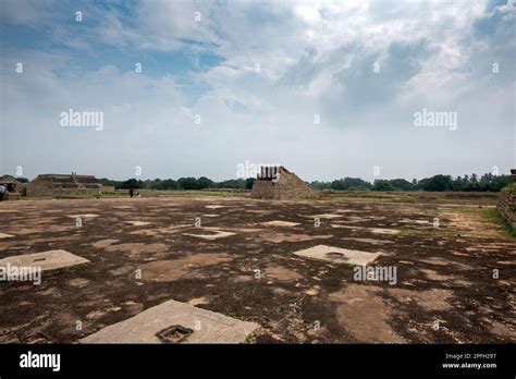 L'Ascesa di Vijayanagara: Un Impero Militare e un Centro Culturale Fiorente nel XV Secolo